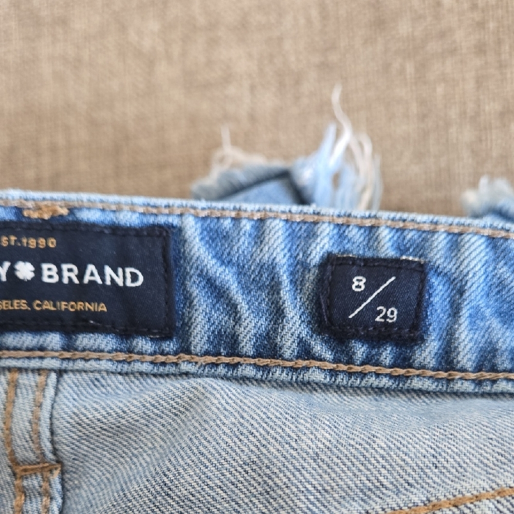 Lucky Brand Light Wash Frayed Hem Denim Boyfriend Shorts - Picture 10 of 10